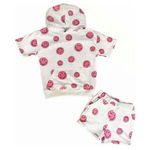 Lola and the boys emoji shorts set, pink and white